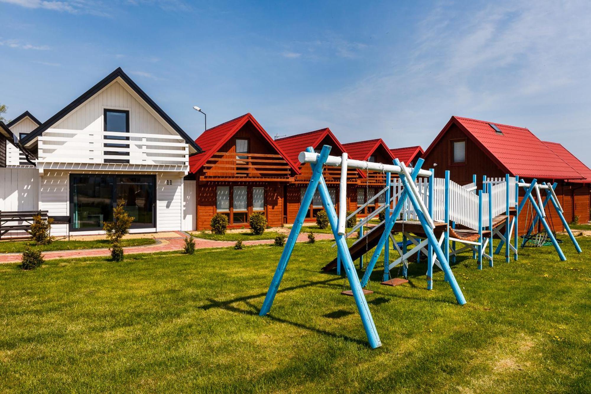Arkadia Holiday - Domki Letniskowe Wladyslawowo Bagian luar foto
