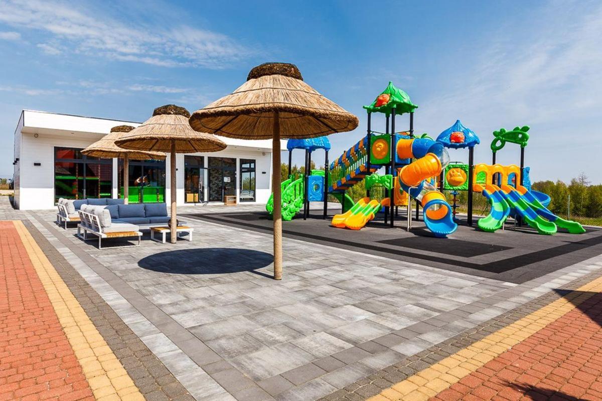 Arkadia Holiday - Domki Letniskowe Wladyslawowo Bagian luar foto